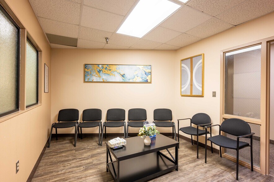 More Photos Of 6719 Gall Blvd, Zephyrhills Medical For Sale