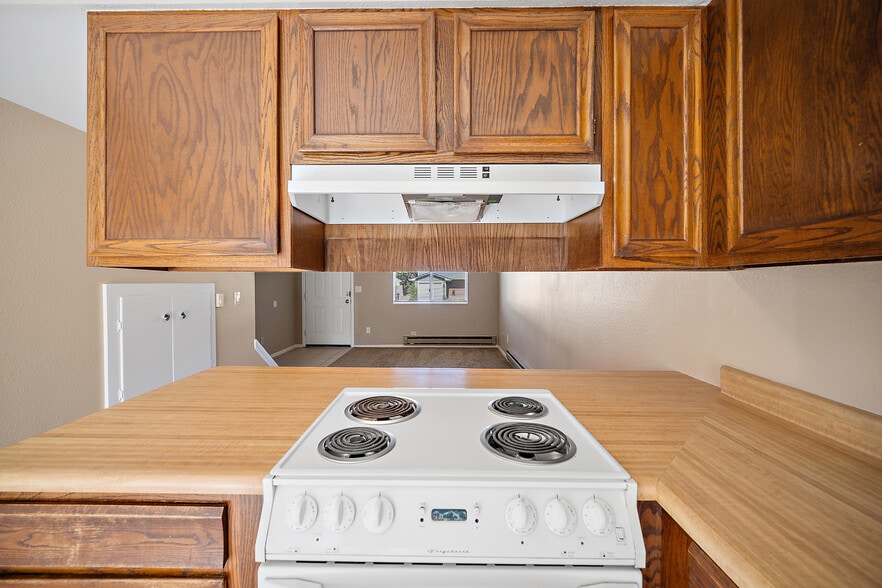 More Photos Of 81 Castle Royal Dr, Pueblo Multifamily For Sale