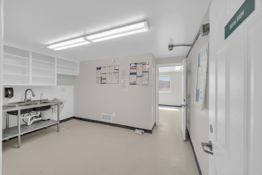 More Photos Of 3581 Drako Way, Carson City Manufacturing For Sale