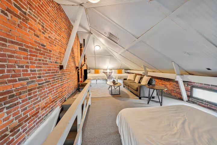 More Photos Of 507 S 4th St, Columbus Multifamily For Sale