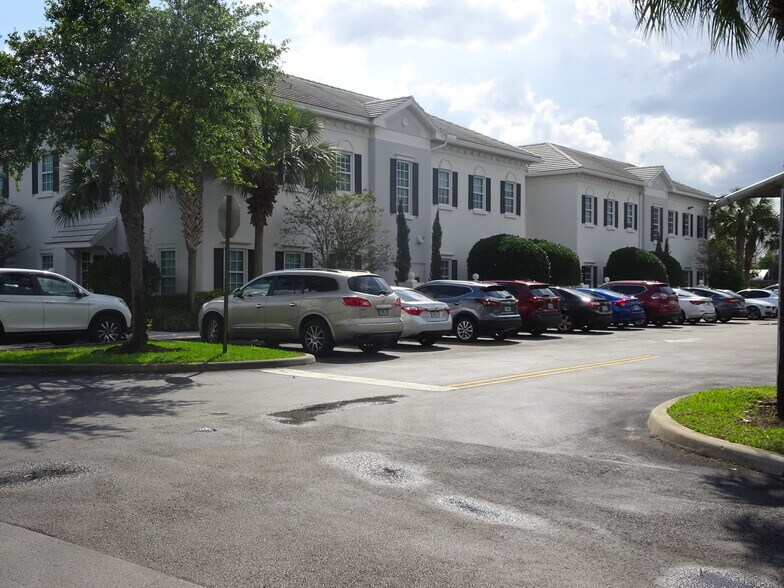 More Photos Of 5300-5350 W Hillsboro Blvd, Coconut Creek Medical For Sale