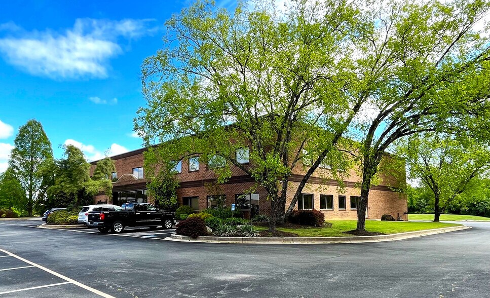 More Photos Of 1100 First State Blvd, Stanton Light Distribution For Lease