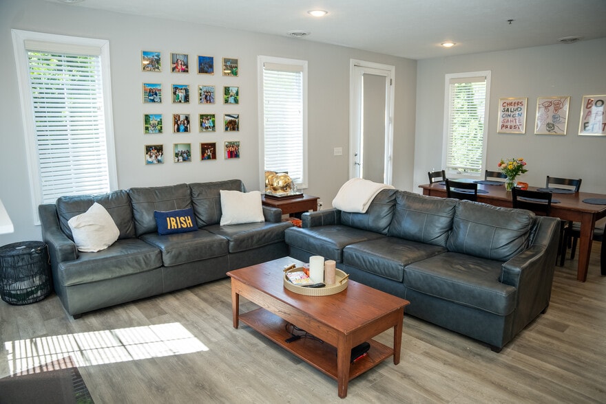 More Photos Of 18088-18140 Legacy Village Ct, South Bend Apartments For Sale