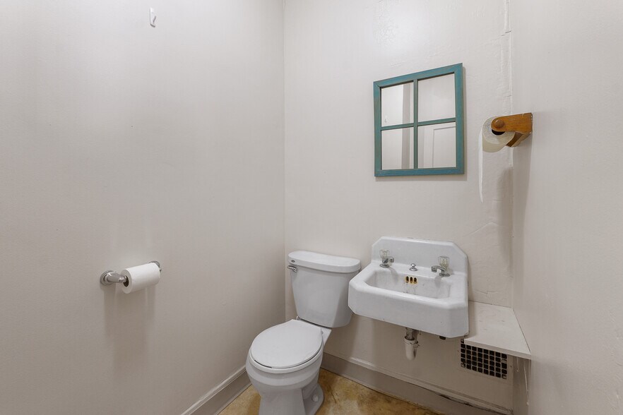 More Photos Of 6 E 1st St, Fond Du Lac Office For Sale