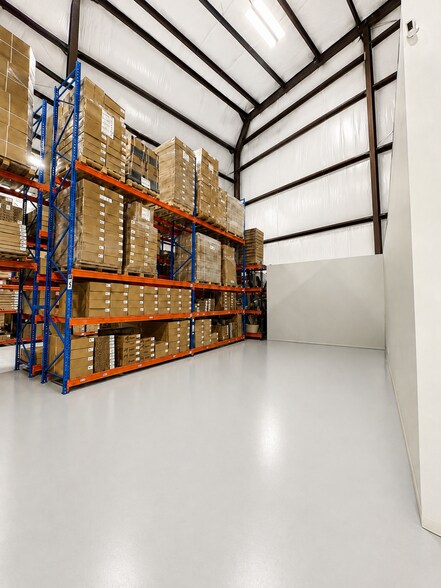 More Photos Of 21219 Blair Rd, Conroe Industrial For Sale