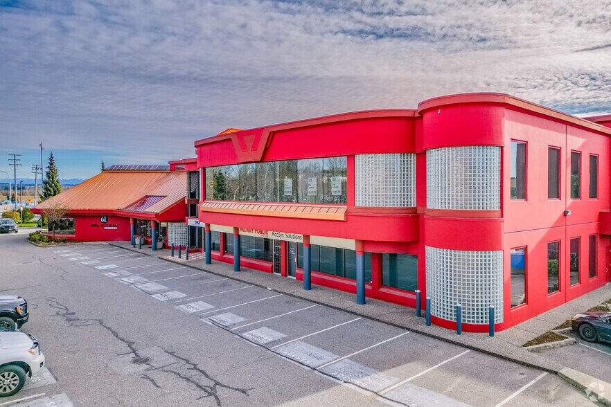 More Photos Of 20486 64th Ave, Langley Twp Flex For Lease