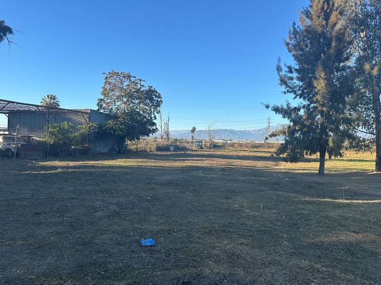 More Photos Of 0 Edison Ave, Ontario Land For Sale