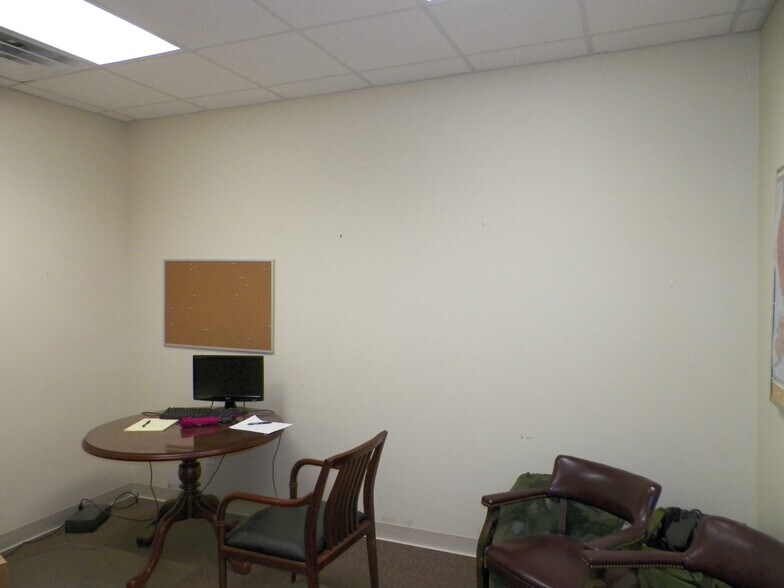More Photos Of 1801 Auburn Ave, Monroe Loft Creative Space For Lease