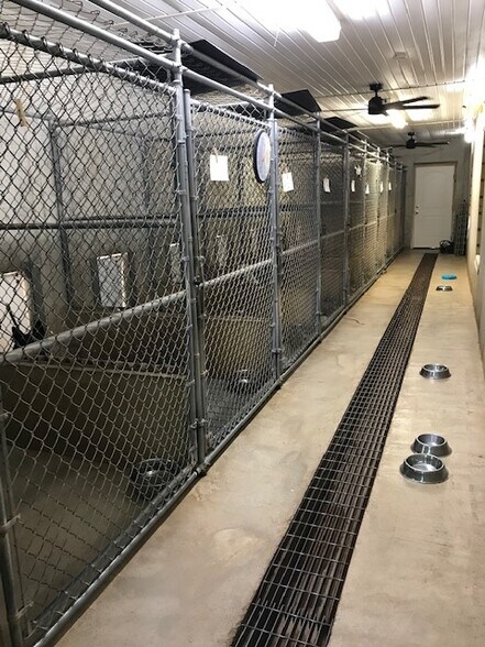 More Photos Of 603 Nix Rd, Alto Specialty For Sale