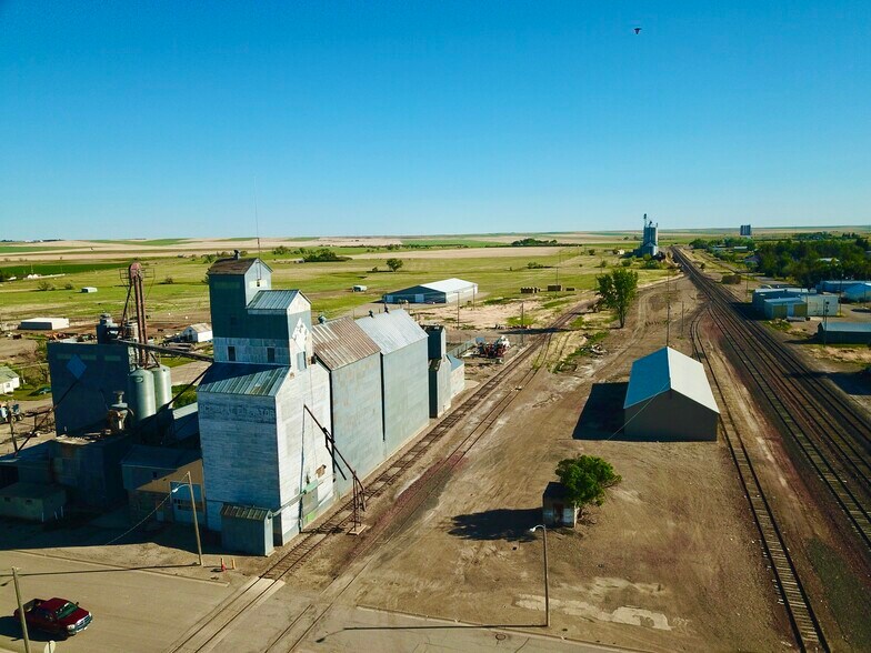 More Photos Of 120 4th Ave SE, Conrad Industrial For Sale