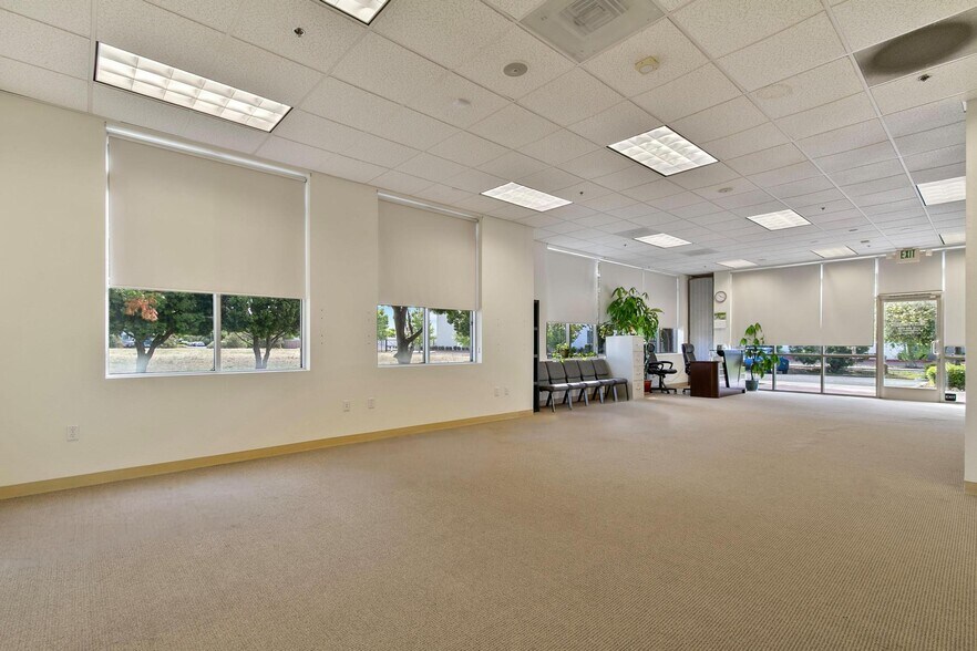 More Photos Of 4725 Mangels Blvd, Fairfield Office For Lease