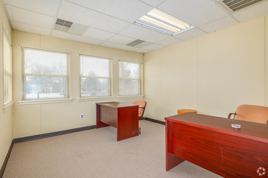 More Photos Of 100-1000 Birchfield Dr, Mount, Mount Laurel Unknown For Lease