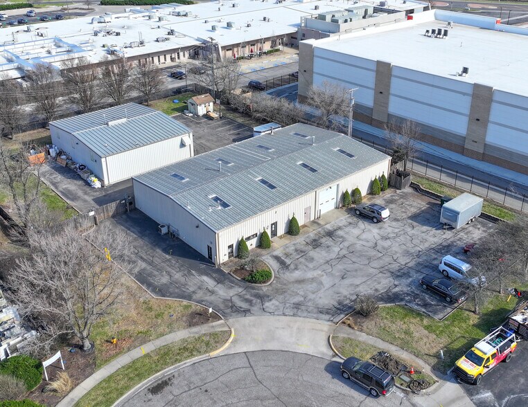 Primary Photo Of 12101 W 88th St, Lenexa Warehouse For Lease