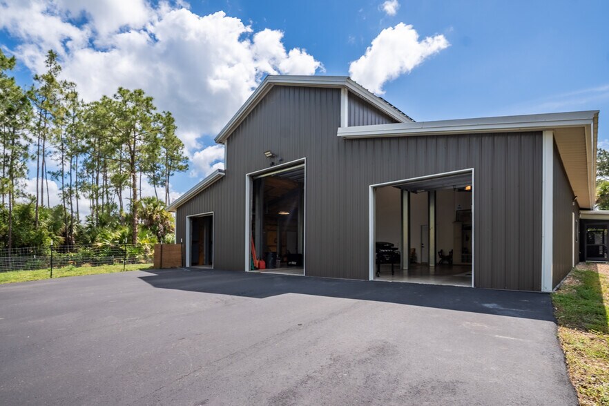 More Photos Of 1301 Ivy Way, Naples Land For Sale