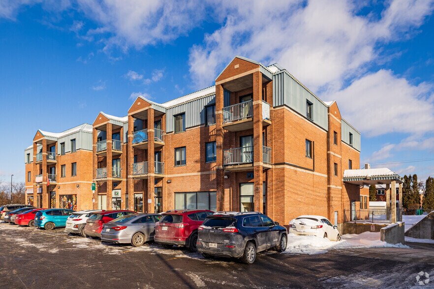More Photos Of 9120-9140 Boul Perras, Montréal Apartments For Sale