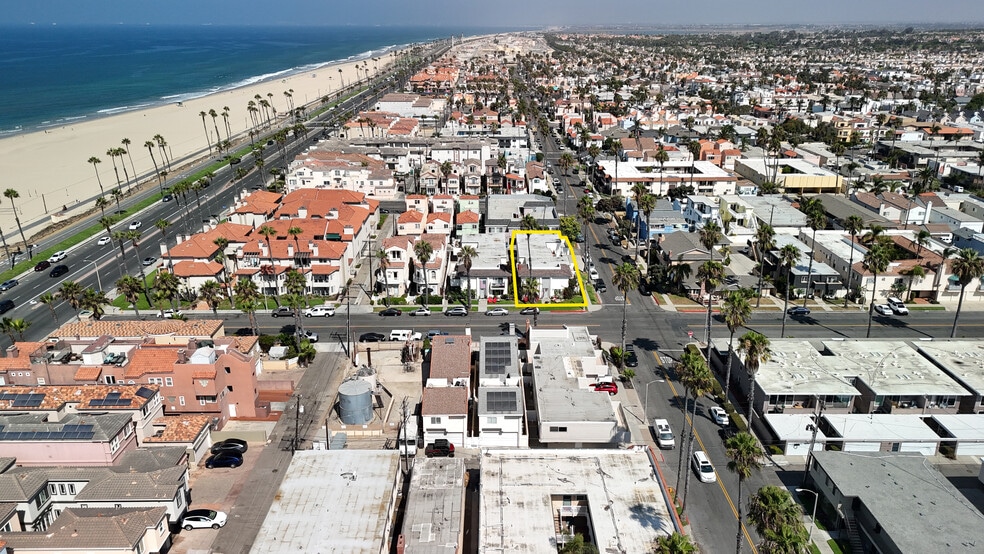 More Photos Of 123 14th St, Huntington Beach Apartments For Sale