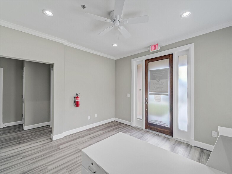 More Photos Of 400 Stonebrook Pky, Frisco Unknown For Lease