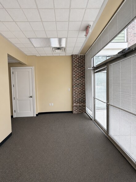 More Photos Of 1417 Stuart Engals Blvd, Mount Pleasant Medical For Lease