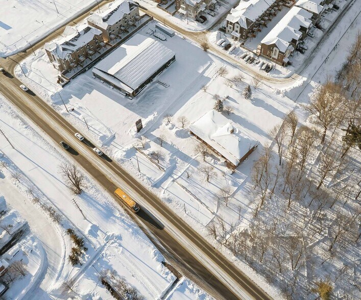 More Photos Of 5170 Ninth Line, Mississauga Apartments For Sale