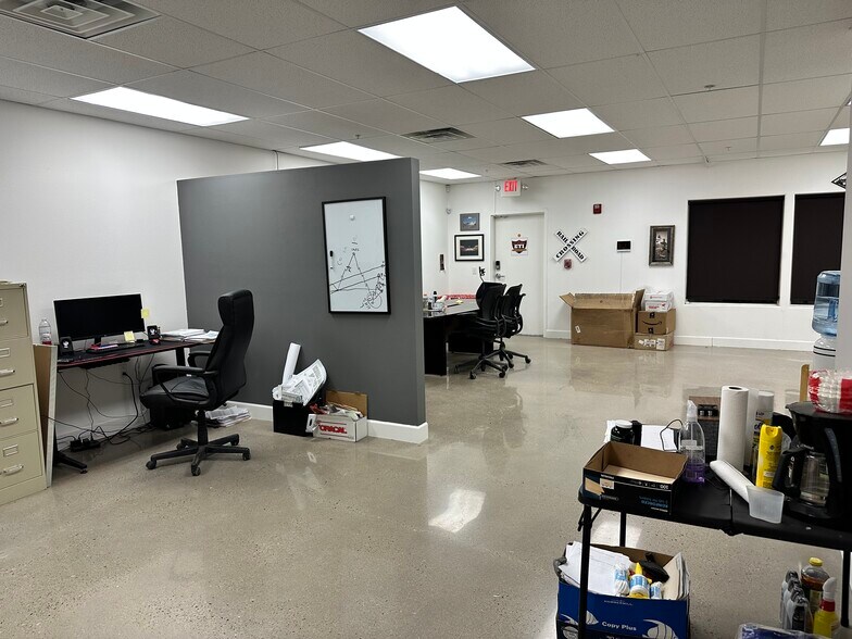 More Photos Of 4311 Sara Rd SE, Albuquerque Research And Development For Sale