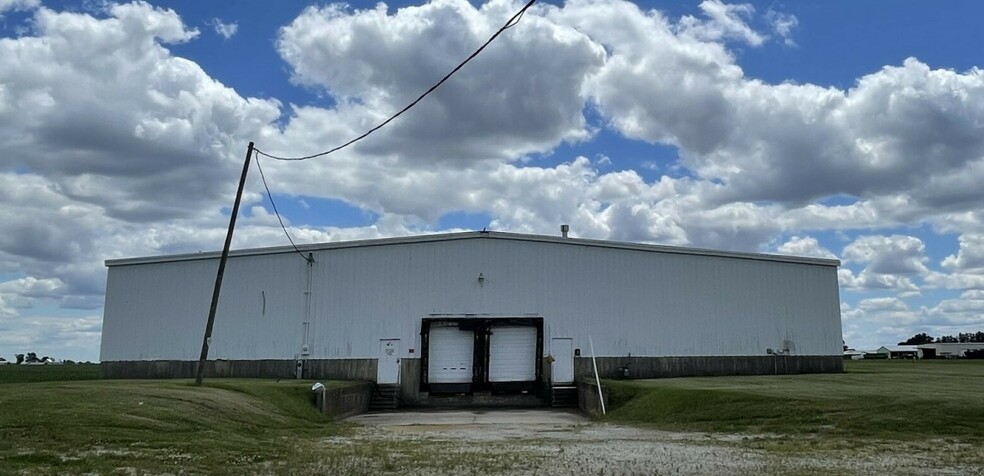 Primary Photo Of 220 N 4099th Rd, Mendota Warehouse For Lease