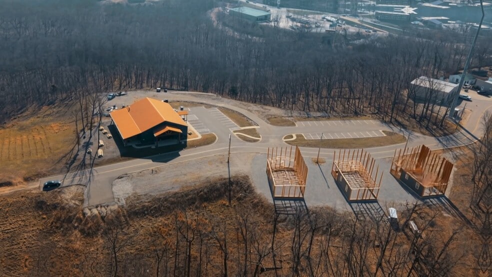 Primary Photo Of 100 Grand Vintners Lane, Lake Ozark Winery Vineyard For Sale