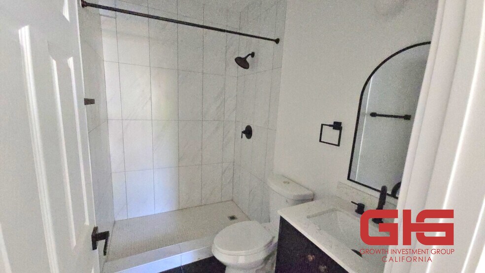 More Photos Of 405 N Euclid Ave, Pasadena Apartments For Sale