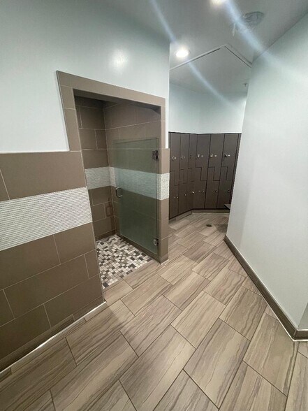 More Photos Of 8799 Balboa Ave, San Diego Office For Lease