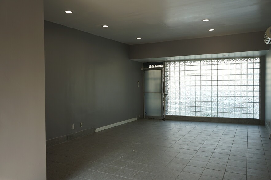 More Photos Of 10623 Burbank Blvd, North Hollywood Loft Creative Space For Sale