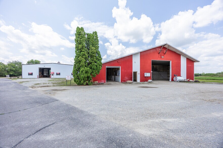 More Photos Of 9001 S County Road 700 W, Daleville Cement Gravel Plant For Sale