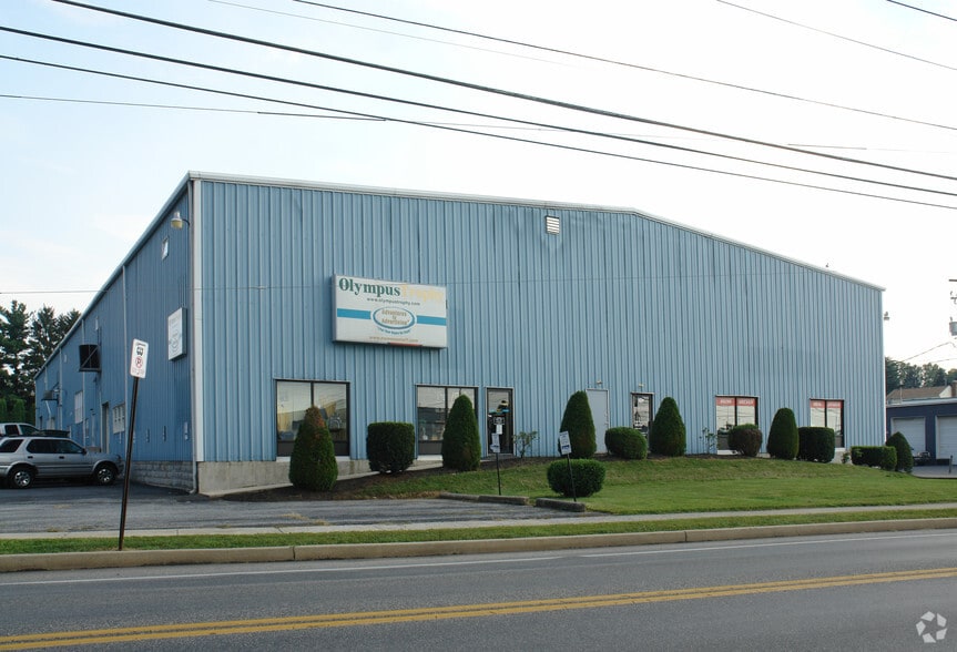 Primary Photo Of 701 W Simpson St, Mechanicsburg Showroom For Lease