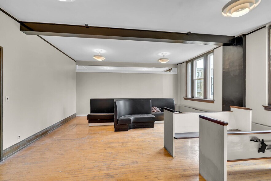 More Photos Of 187 Southside Pky, Buffalo Office For Lease