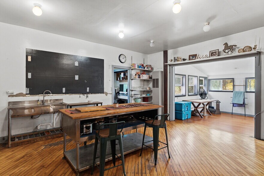 More Photos Of 125 Cayuga Street Ext, Trumansburg Warehouse For Sale