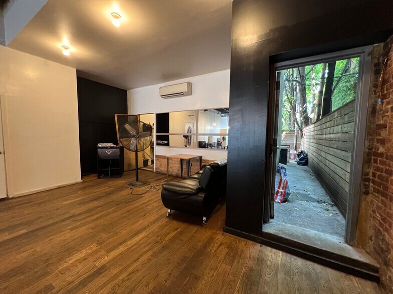 More Photos Of 631 Wilson Ave, Brooklyn Apartments For Lease