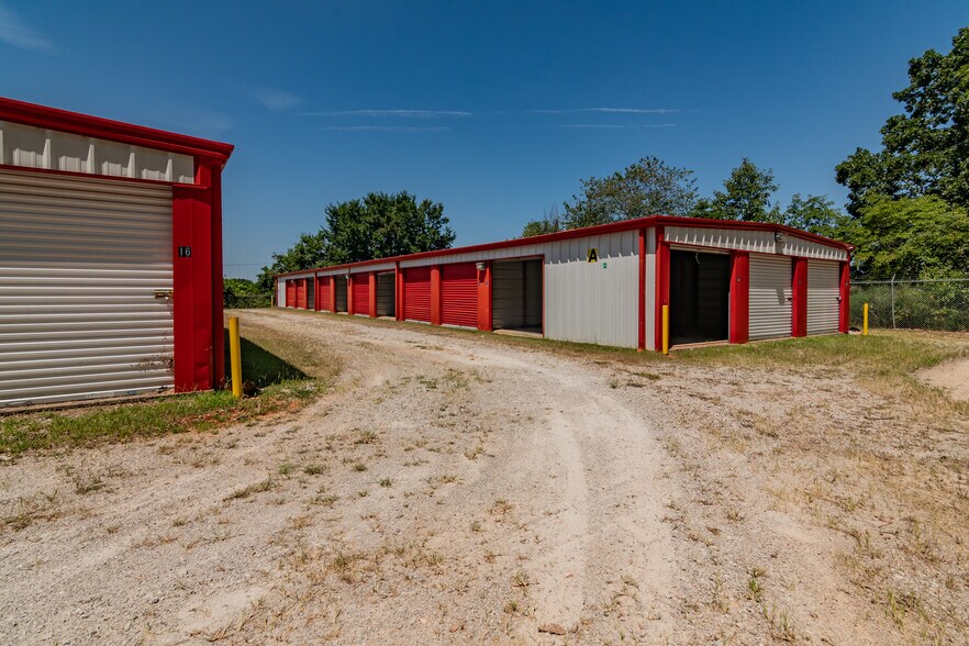 More Photos Of 23371 Old Highway 160, Reeds Spring Restaurant For Sale
