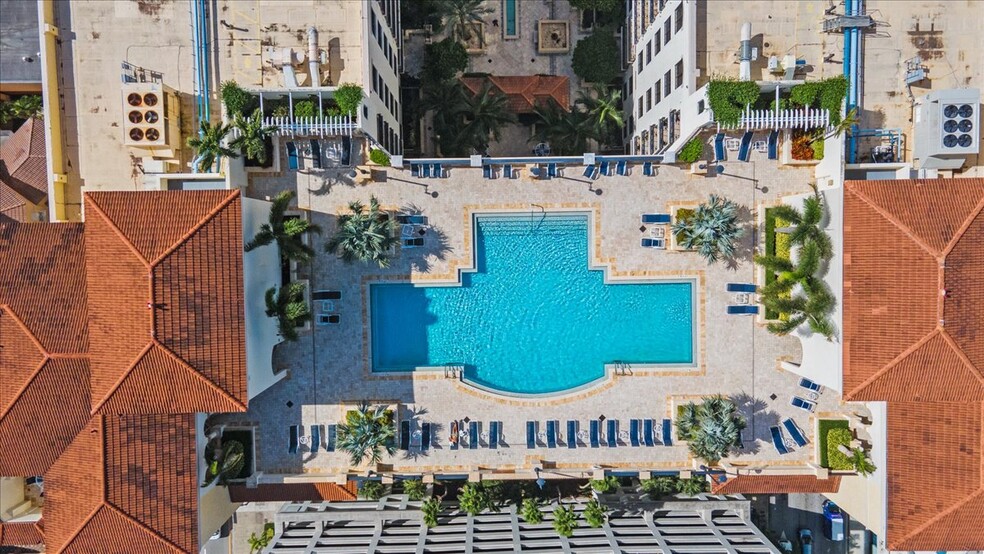 More Photos Of 801 S Olive Ave, West Palm Beach Apartments For Lease
