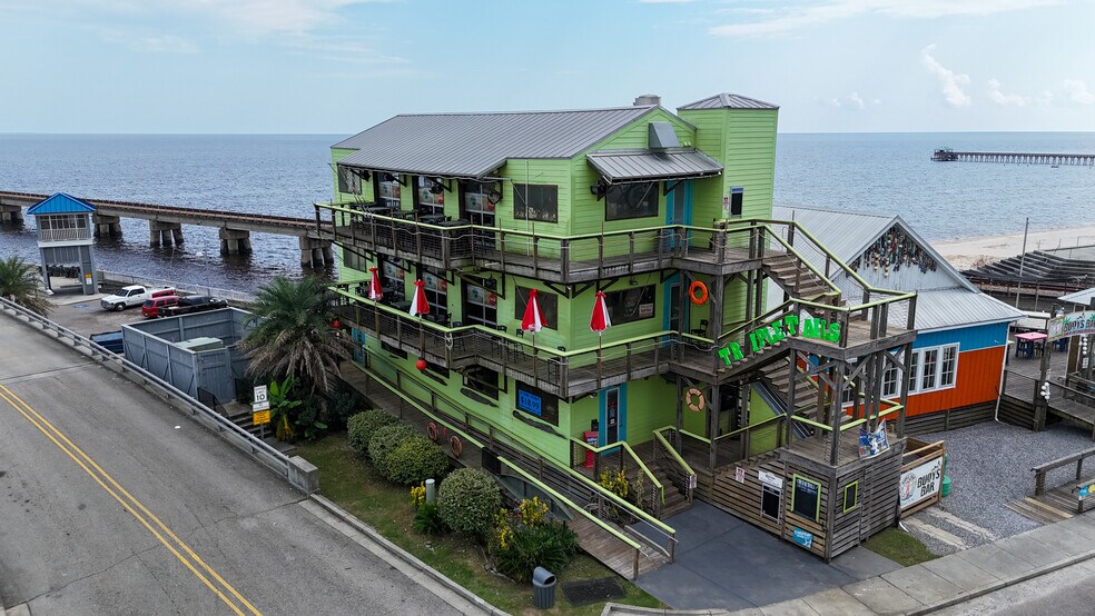 Primary Photo Of 113 Beach blvd, Bay Saint Louis Restaurant For Sale