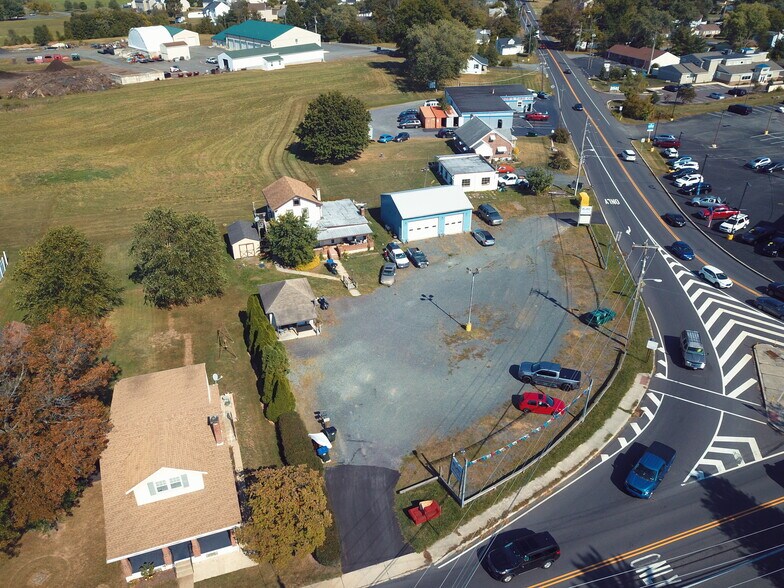 More Photos Of 1499 E Philadelphia Ave, Gilbertsville Storefront Retail Residential For Sale