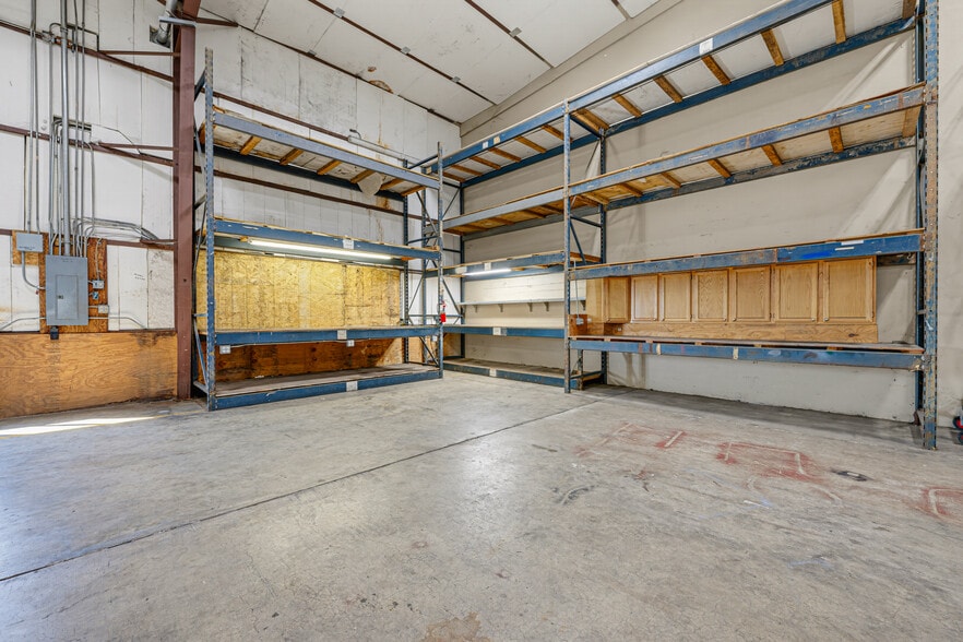 More Photos Of 104 Cedar Ave S, Watkins Warehouse For Sale