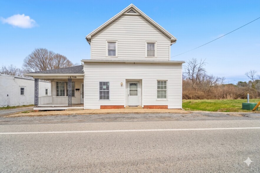 More Photos Of 16708 Frederick Rd, Mount Airy General Retail For Sale