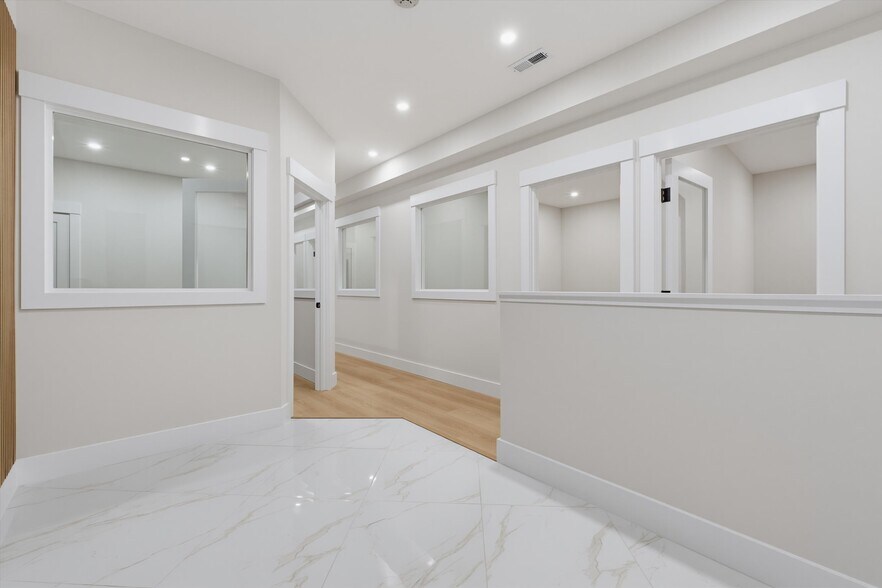 More Photos Of 572 Route 6, Mahopac Medical For Lease