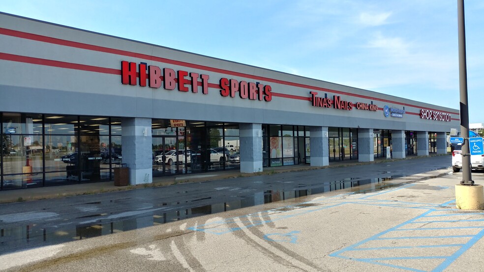 Primary Photo Of 1320 E Highway 24, Moberly General Retail For Lease