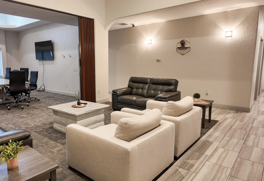 More Photos Of 6212 S Pinnacle Pl, Sioux Falls Office For Lease