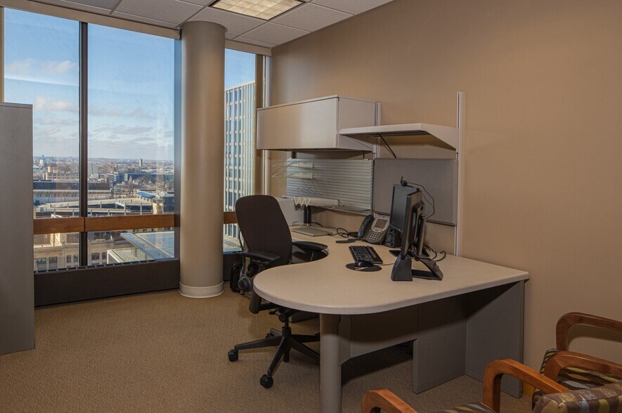 More Photos Of 201 5th St N, Fargo Hotel For Lease