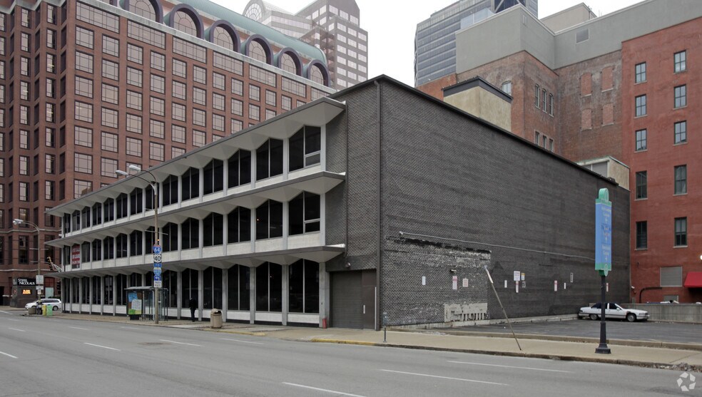 More Photos Of 505 Washington Ave, Saint Louis Office For Lease