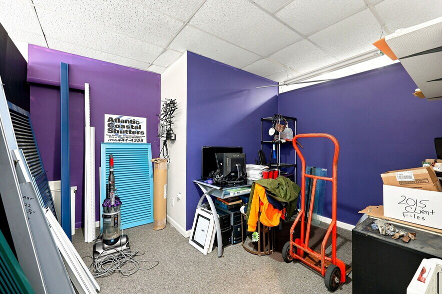 More Photos Of 2701 N Croatan Hwy, Kill Devil Hills Office For Sale