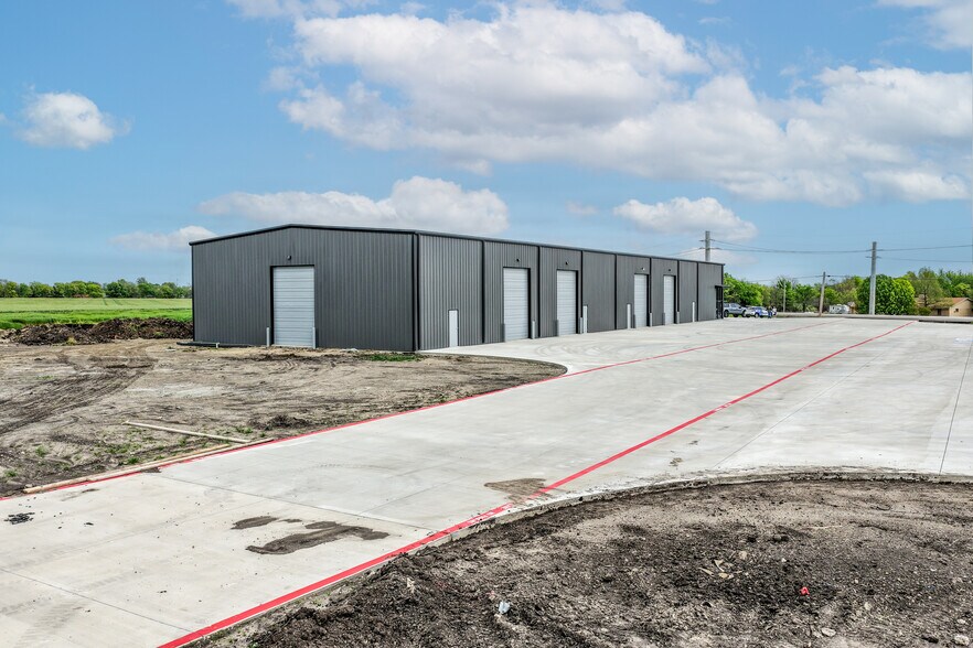 More Photos Of 1400 S State Hwy 78, Farmersville Industrial For Lease