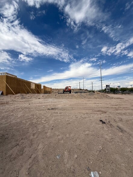 More Photos Of 1355 N Zaragoza Rd, El Paso Office For Sale