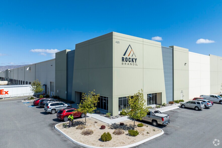 Primary Photo Of 425 E Sydney Dr, Mccarran Distribution For Lease