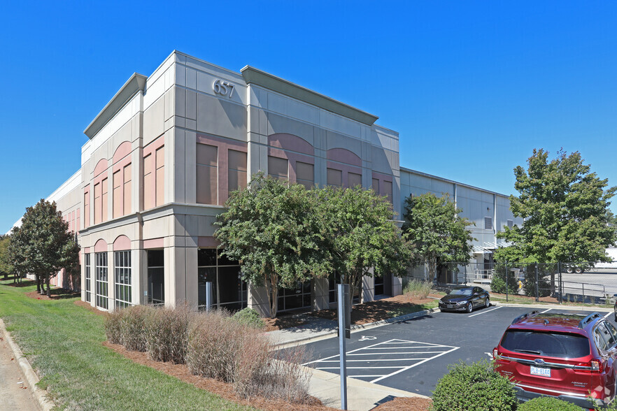 Primary Photo Of 657 Brigham Rd, Greensboro Distribution For Lease